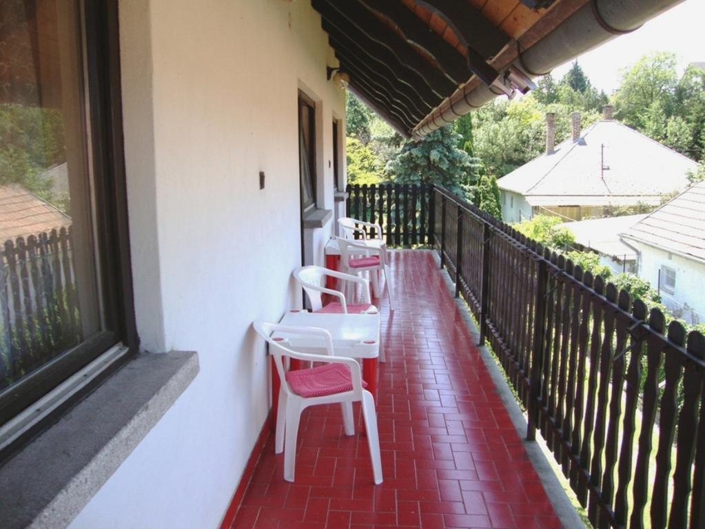 Gyöngyvirág Vendégház Apartamento Balatonboglár Quarto foto