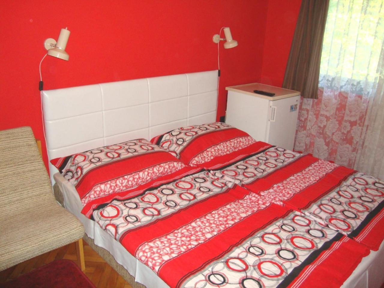 Gyöngyvirág Vendégház Apartamento Balatonboglár Exterior foto