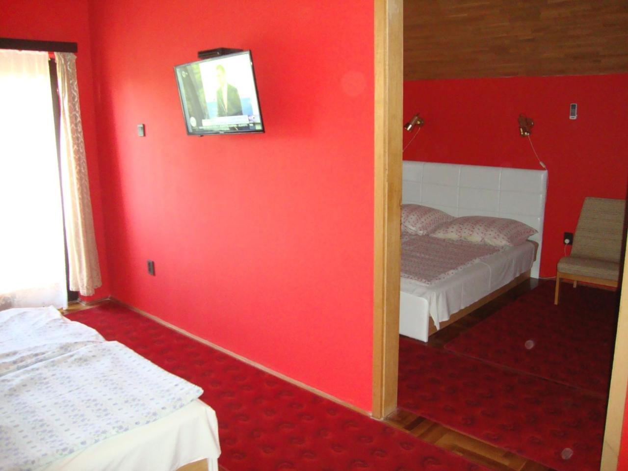 Gyöngyvirág Vendégház Apartamento Balatonboglár Exterior foto