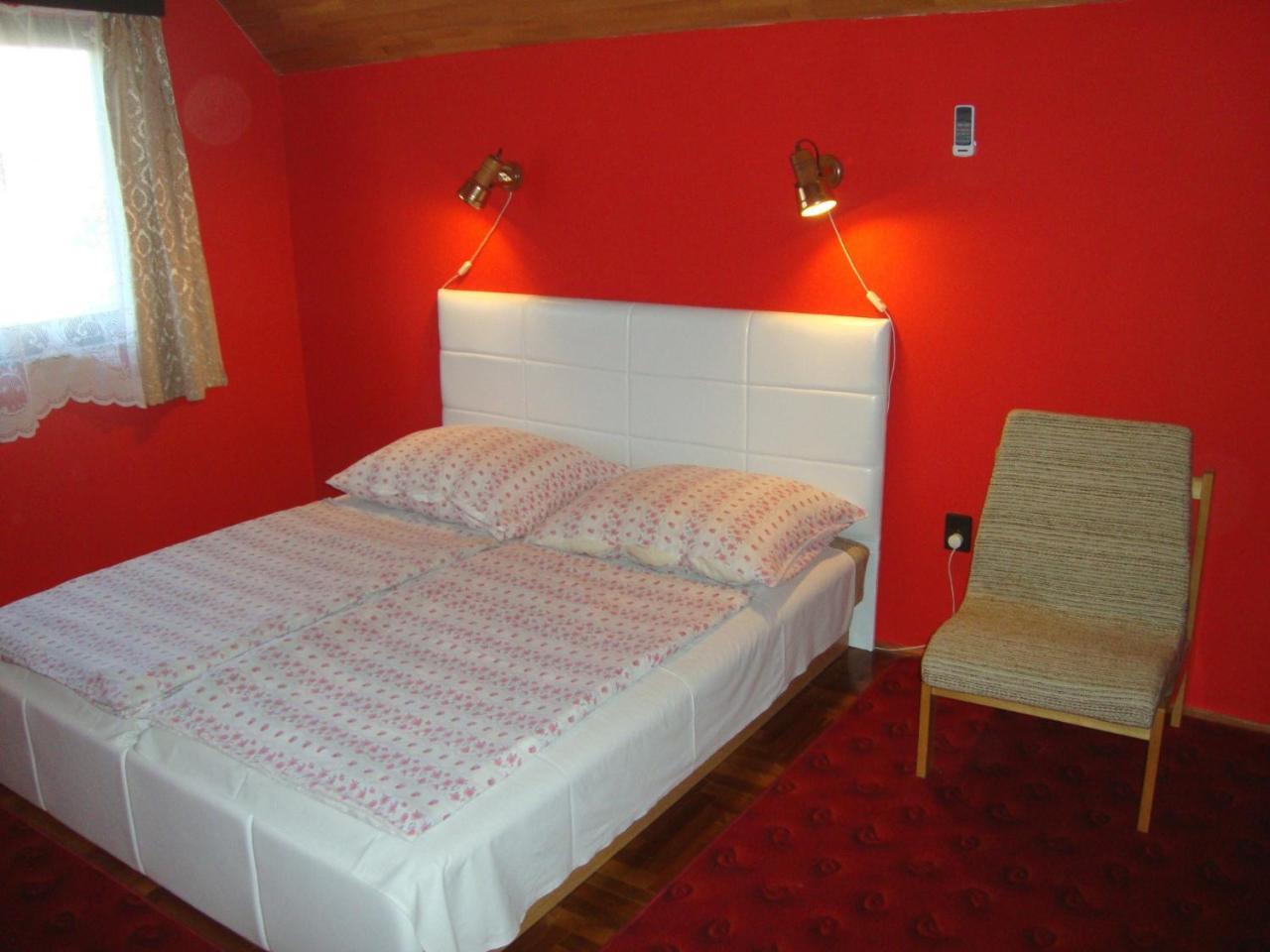 Gyöngyvirág Vendégház Apartamento Balatonboglár Exterior foto