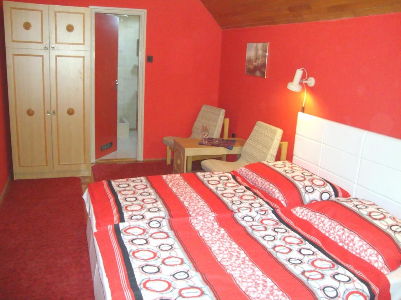 Gyöngyvirág Vendégház Apartamento Balatonboglár Exterior foto