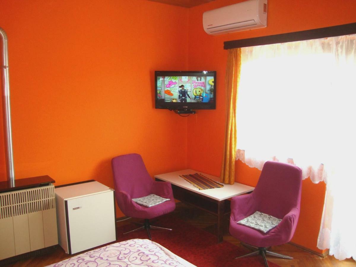 Gyöngyvirág Vendégház Apartamento Balatonboglár Exterior foto